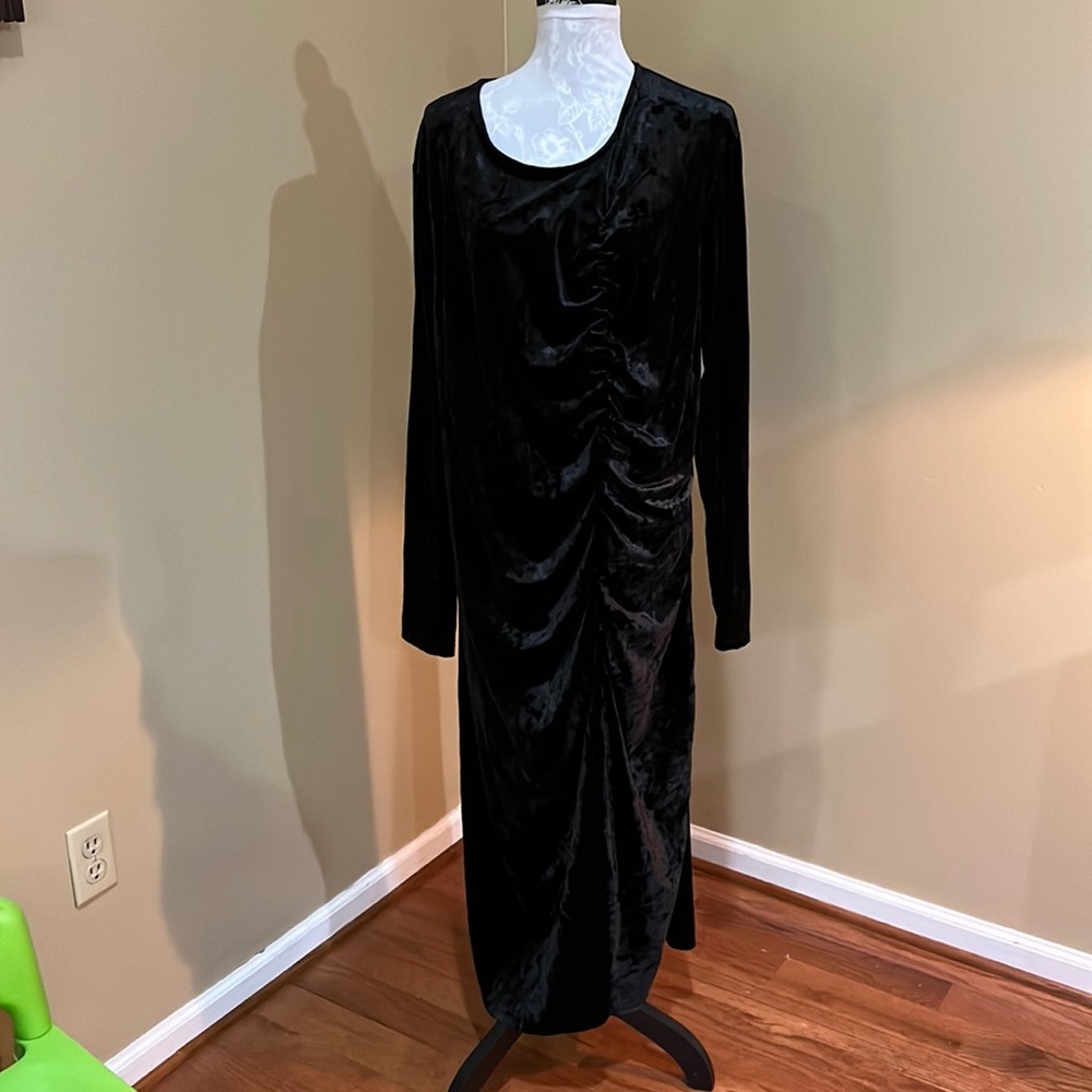 3X Black Velvet stretchy gathered front split and open back